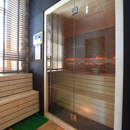 Luxury With Swimming Pool And Sauna, Cleaning Included Sainte-Cecile