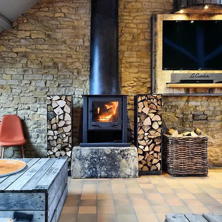 Luxury With Swimming Pool And Sauna, Cleaning Included Holiday home *